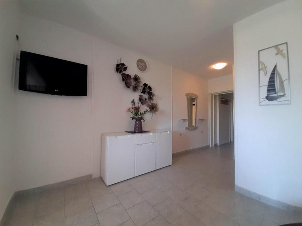Apartments Nada Krk Island Kültér fotó