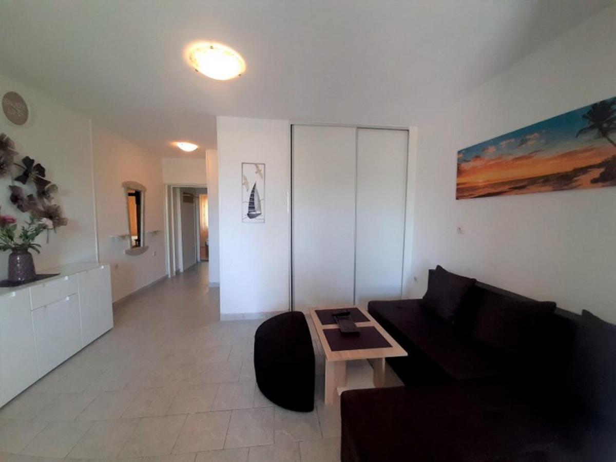 Apartments Nada Krk Island Kültér fotó
