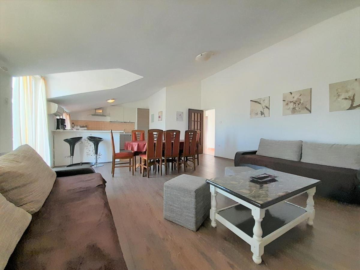 Apartments Nada Krk Island Kültér fotó